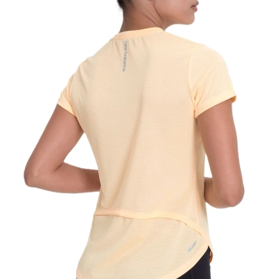 Camiseta Accelerate New Balance Feminina
