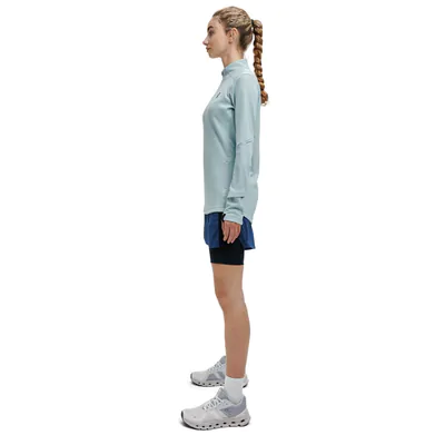 Camiseta Manga Longa On Running Climate Feminina - Azul Claro