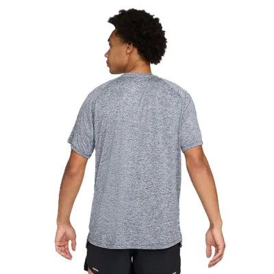 Camiseta Nike Dri-FIT ADV Stride Masculino