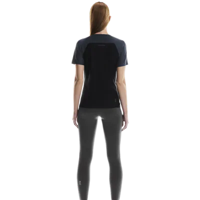 Camiseta On Running Performance-T Feminina