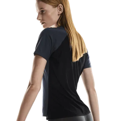 Camiseta On Running Performance-T Feminina