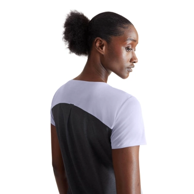 Camiseta On Running Performance-T Feminina