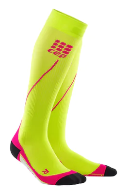 Meia de Compressão CEP Run Socks 2.0 Feminina - Limão / Rosa