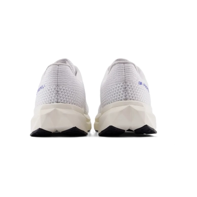 Tênis New Balance Fuelcell Propel V5 Masculino