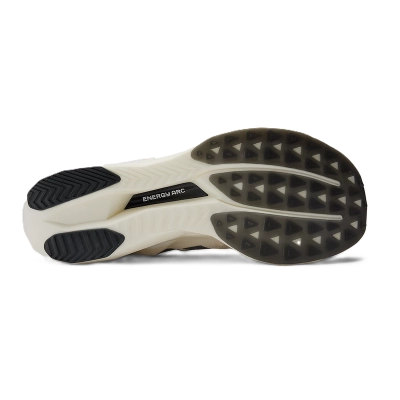 Tênis New Balance FuelCell SuperComp Elite V5 Feminino