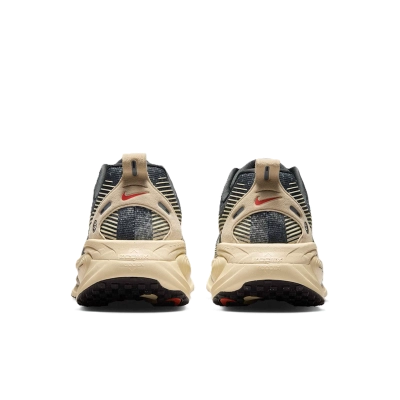 Tênis Nike Vomero 18 Masculino