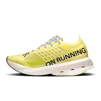 Tênis On Running Cloudboom Strike Feminino