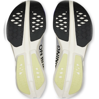 Tênis On Running Cloudboom Strike Feminino