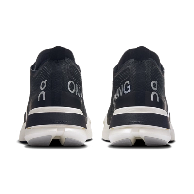 Tênis On Running Cloudboom Strike Feminino