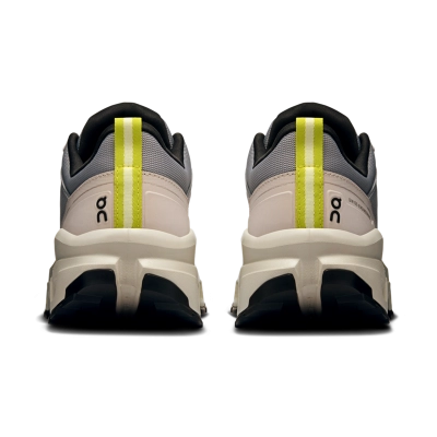 Tênis On Running Cloudrock Low Waterproof Feminino